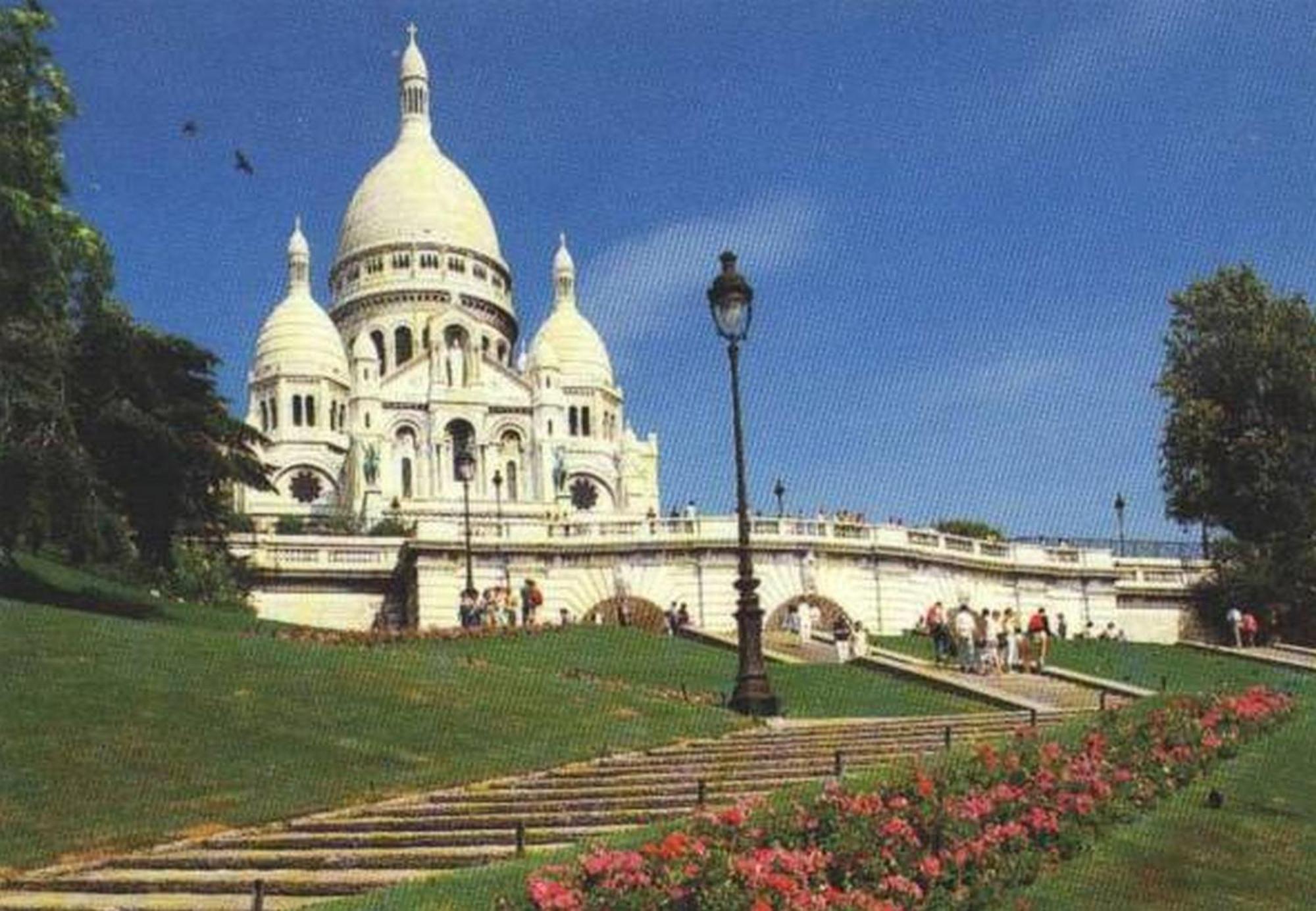 Hipotel Paris Montmartre Gare Du Nord Exterior photo